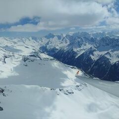 Flugwegposition um 13:41:34: Aufgenommen in der Nähe von Gemeinde Mayrhofen, Österreich in 2961 Meter
